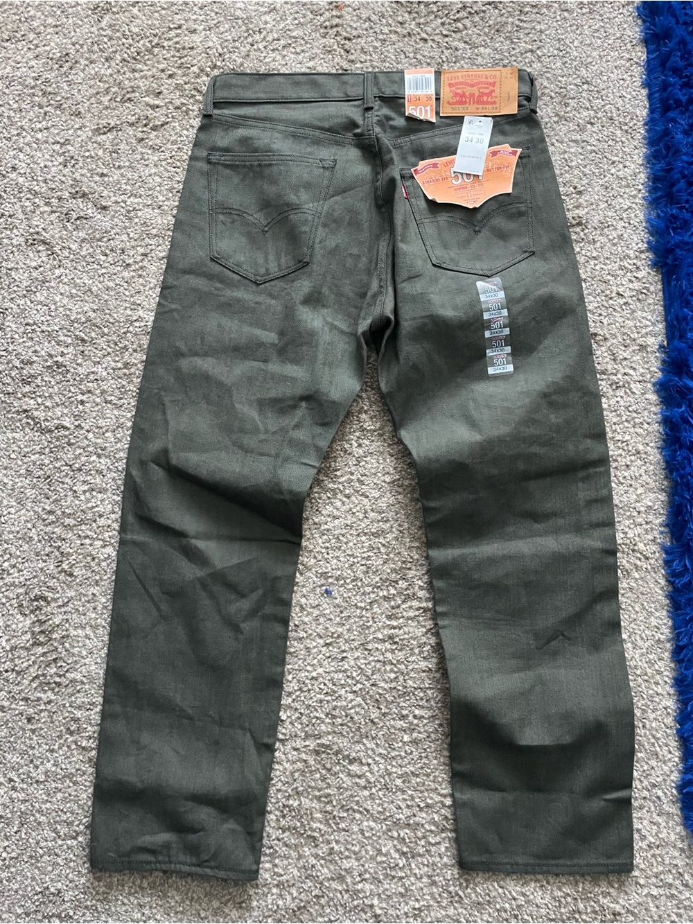 Levi's Men's shrink to fit Jeans Olive green new size 34-30